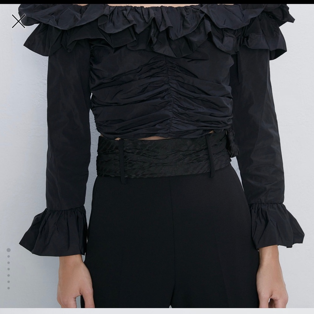 Zara off the shoulder top!
